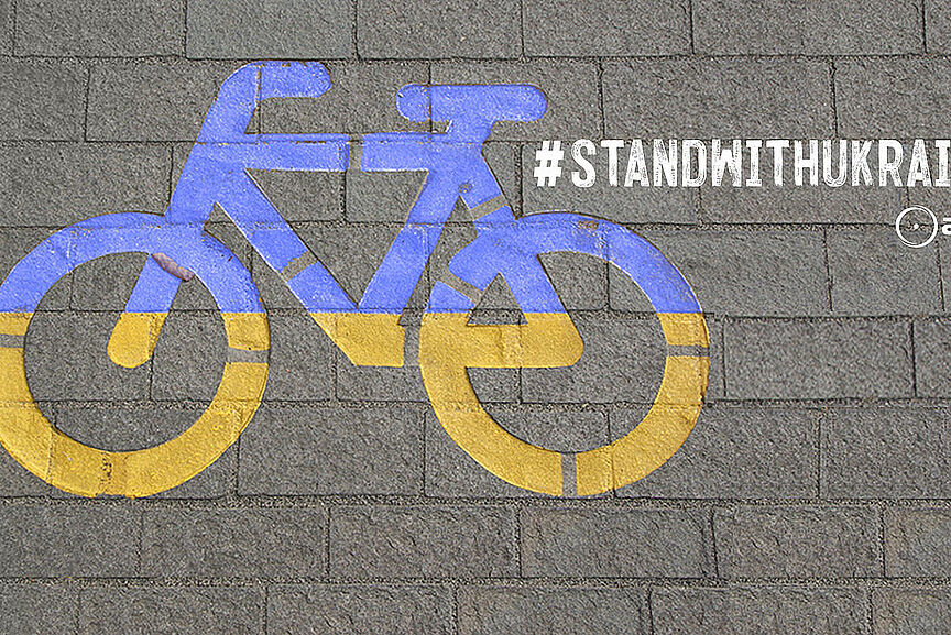 ADFC-Ukraine-Solidarisch-Nie wieder Krieg-Stand with Ukraine ADFC-Ukraine-Solidarisch-Nie_wieder_Krieg