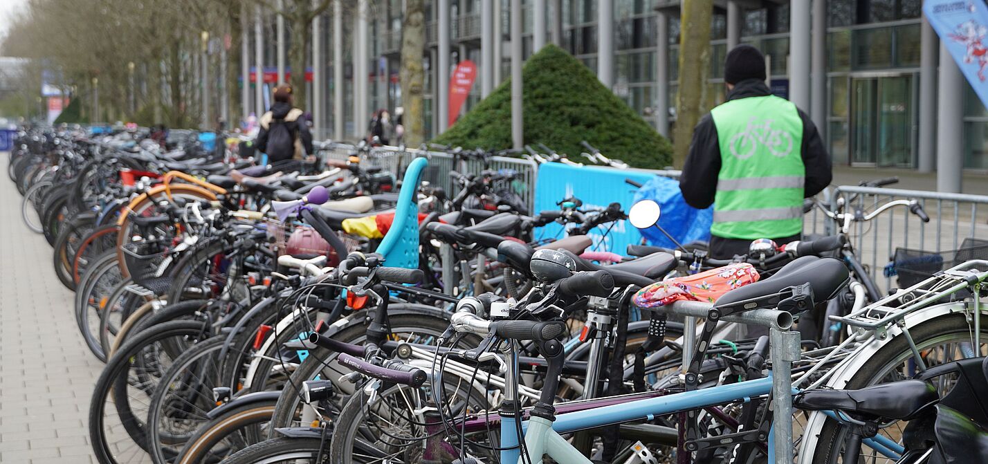 Fahrradparken-Leipziger_Buchmesse-Klengel___Team