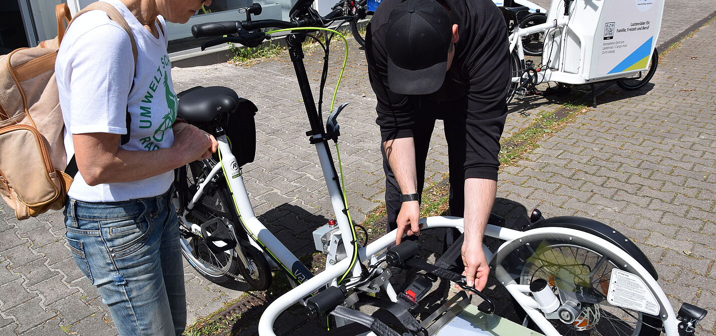 ADFC_Leipzig-Rollstuhl-Fahrrad-Buergerstiftung_Leipzig ADFC_Leipzig-Rollstuhl-Fahrrad-Buergerstiftung_Leipzig