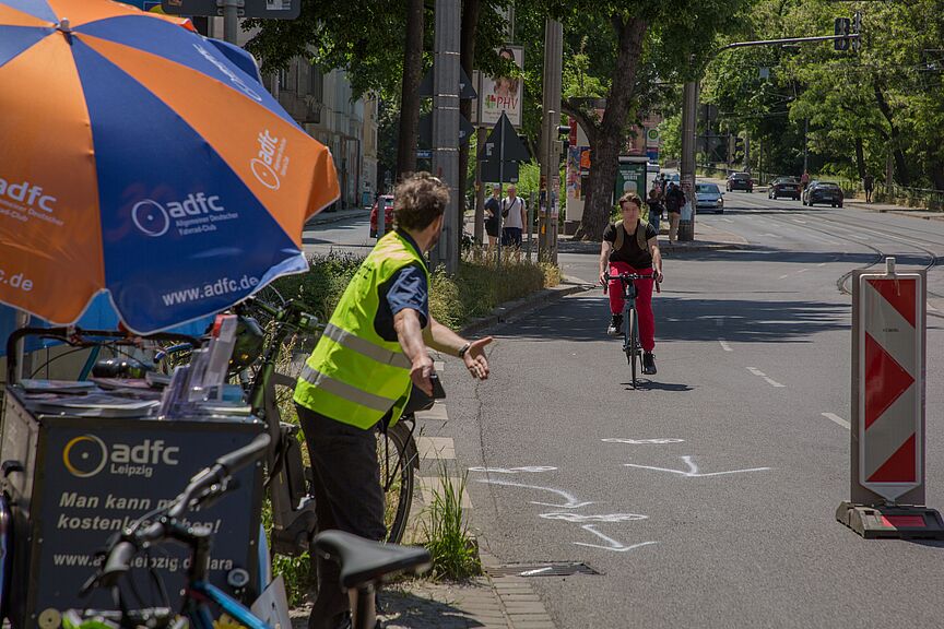 ADFC_Leipzig-Pop-up-Radweg-Tobias_Heinzmann-Tag_des_Fahrrads ADFC_Leipzig-Pop-up-Radweg-Tobias_Heinzmann-Tag_des_Fahrrads