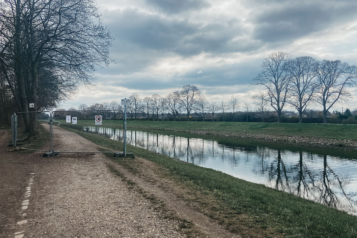 Für den Erhalt des rechtsseitigen Uferweges am Elsterflutbecken