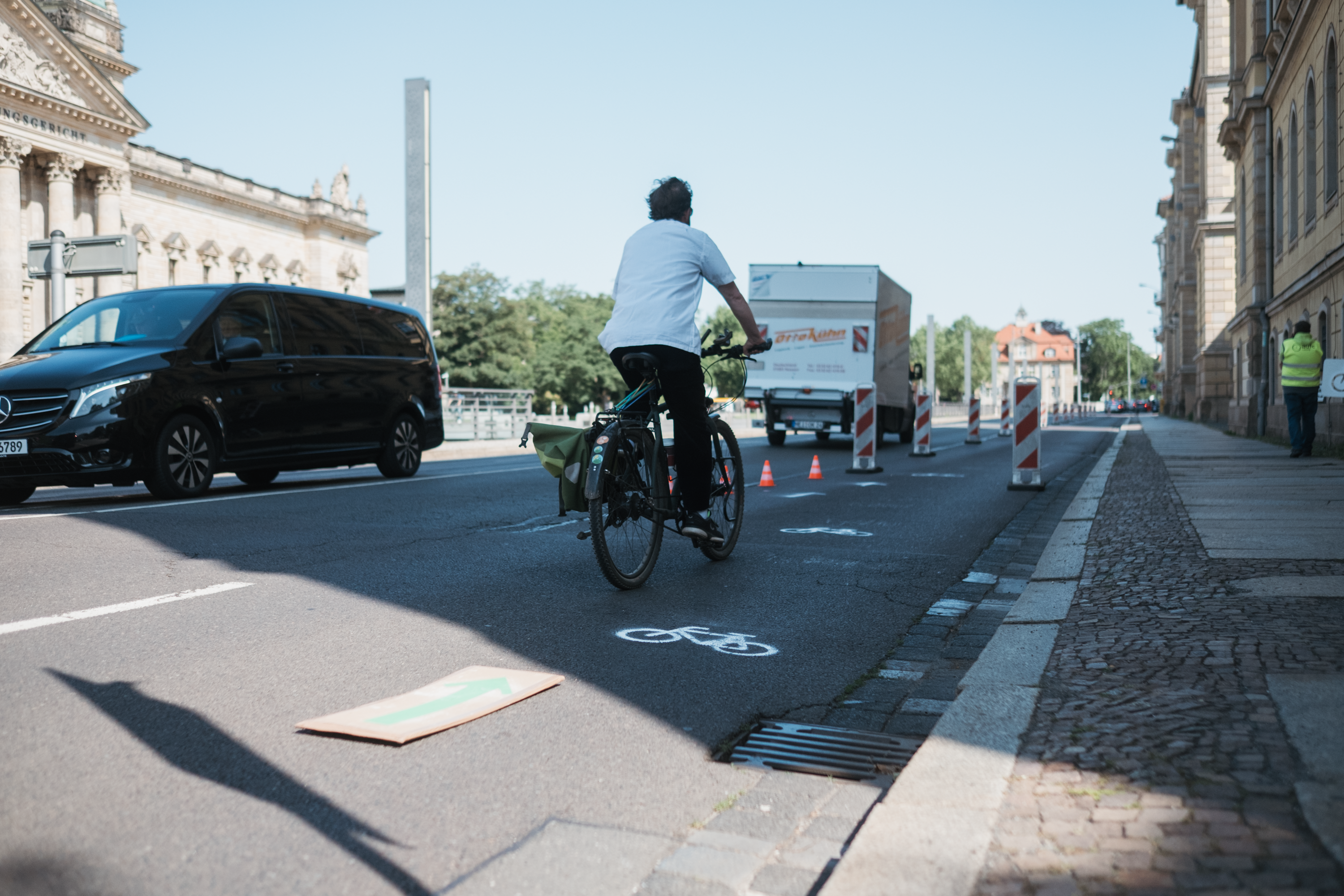Harkortstrasse-ADFC_Leipzig-Radstreifen